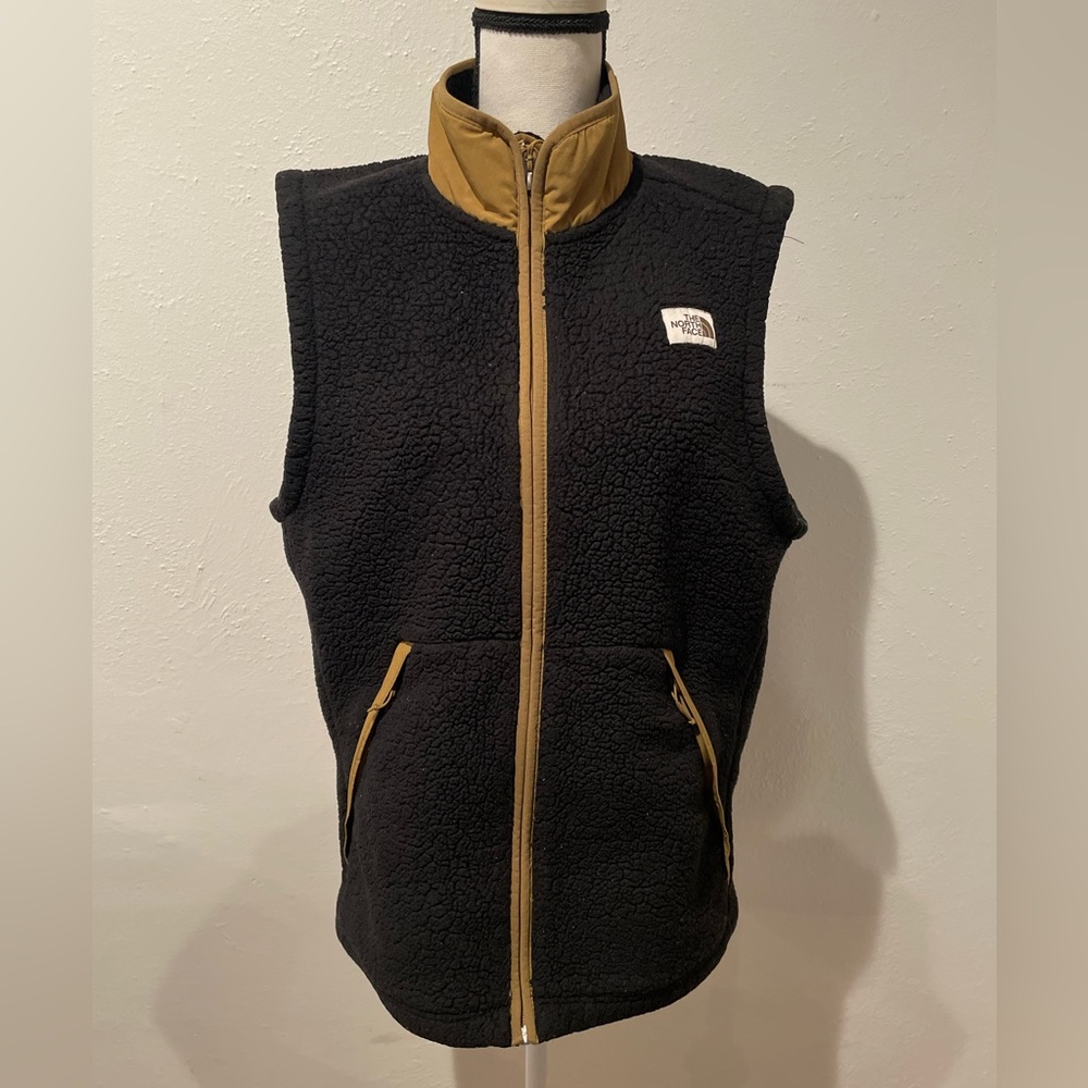 THE NORTH FACE Campshire Winter Fleece Lined Vest Blk M